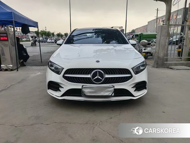 Mercedes-Benz Class A 2021 Белый из Китая, фото 3