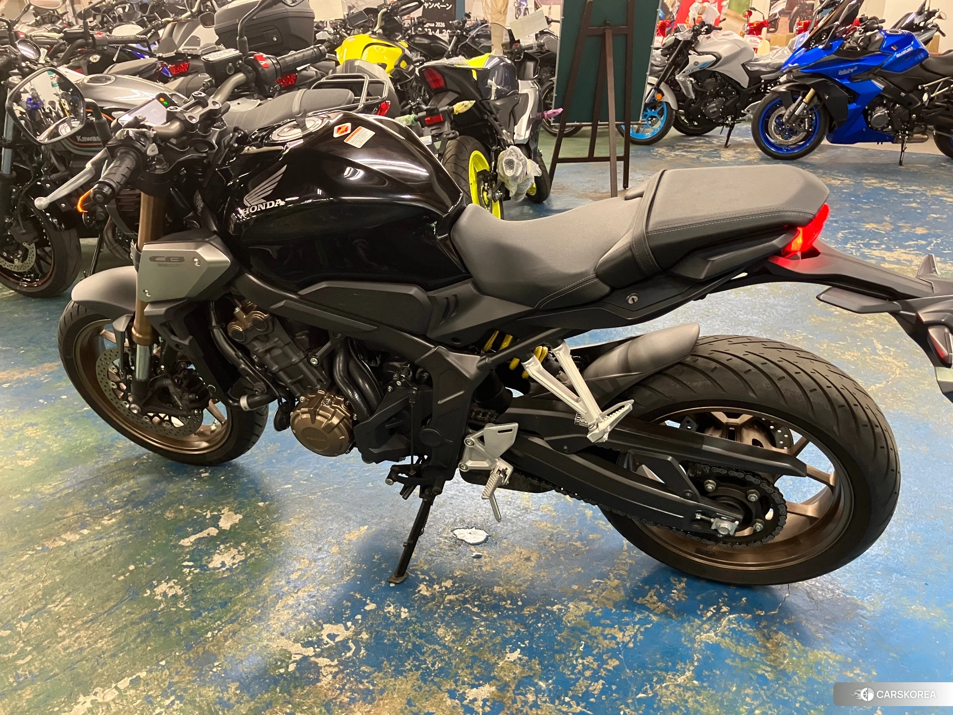 Проданный Honda CB650R id 4184933 из Японии, фото 2