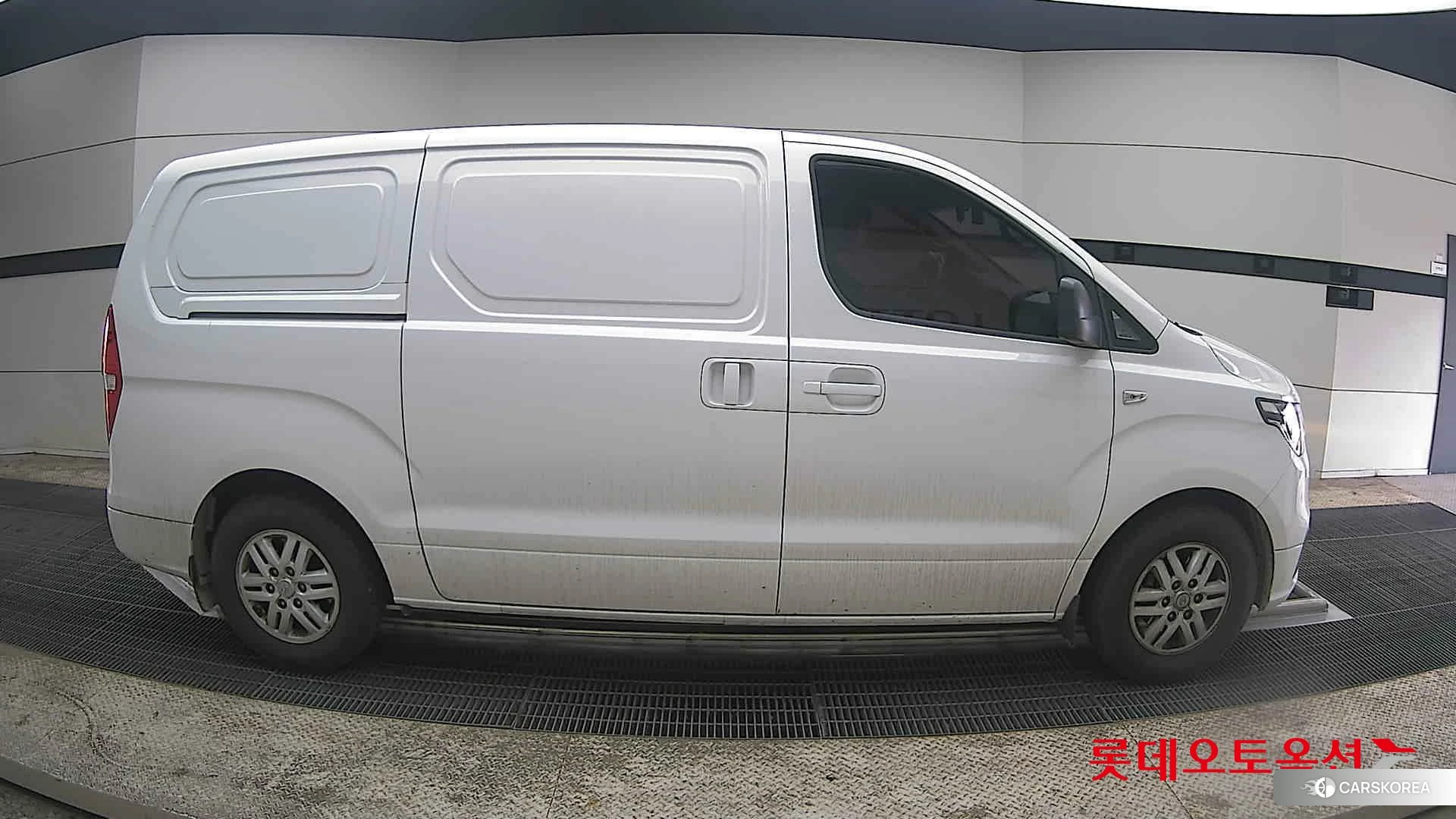 Hyundai Grand Starex id 3888346 из Кореи 23