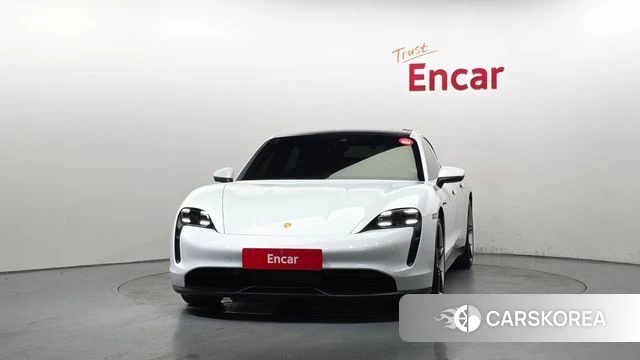 Porsche Taycan id 4590857 из Кореи 13