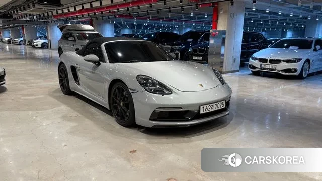 Porsche 718 Boxster 2021 Серебряный из Кореи, фото 3