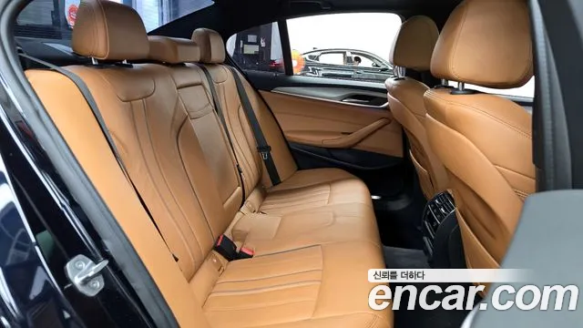 BMW 5 Series (G30) id 2791648 из Кореи 13