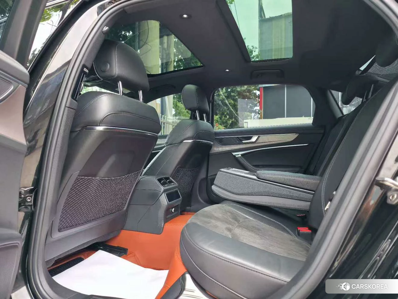 Audi A6L 2021 Черный из Китая, фото 3