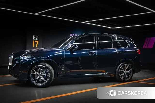 BMW X5 (G05) 2025 Черный из Кореи, фото 4