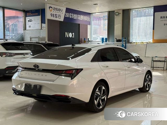 Hyundai Elantra id 4335803 из Китая 16