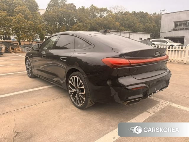 Audi A5L Sportback 2026 Черный из Китая, фото 3