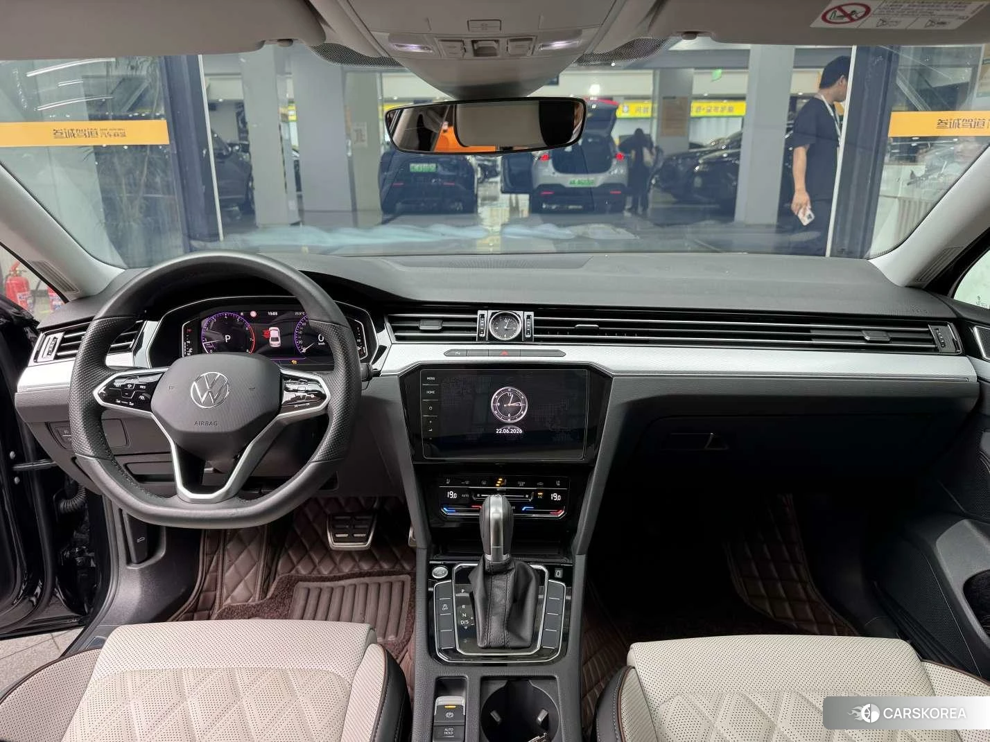 Volkswagen Magotan id 4492681 из Китая 10