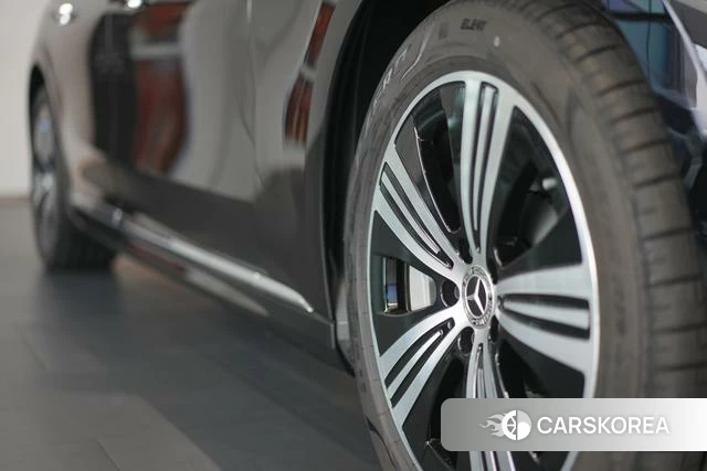 Mercedes-Benz EQE id 4275379 из Китая 15