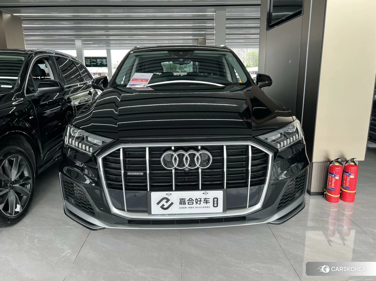 Audi Q7 2020 Черный из Китая, фото 3