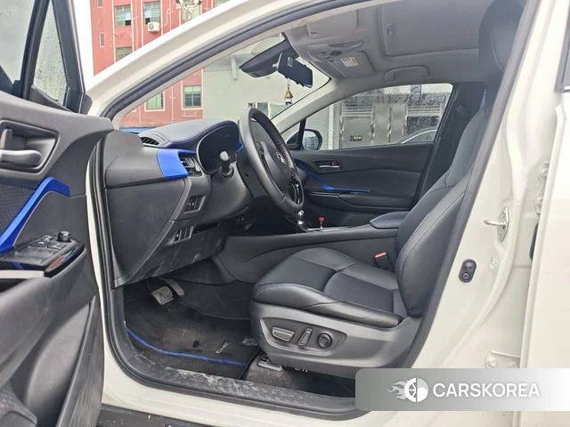 Toyota C-HR id 4262462 из Китая 7