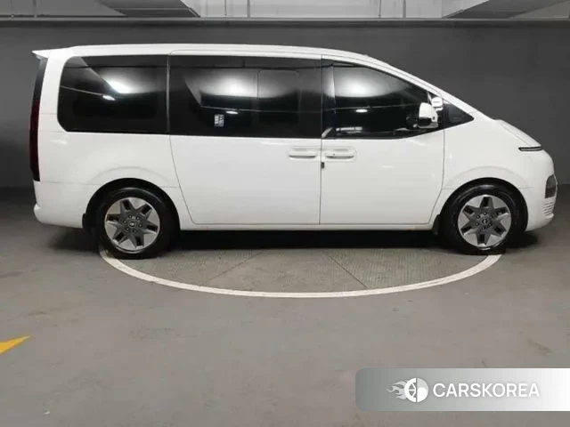 Hyundai Staria id 2969328 из Кореи 13