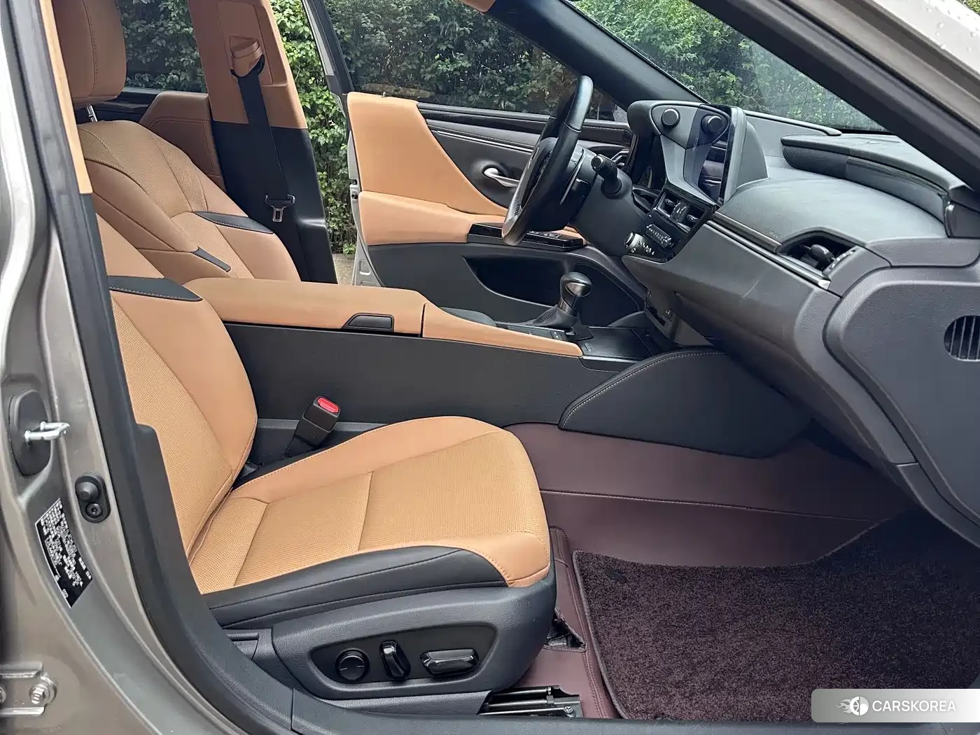 Lexus ES 2022 Silver/gray из Китая, фото 3