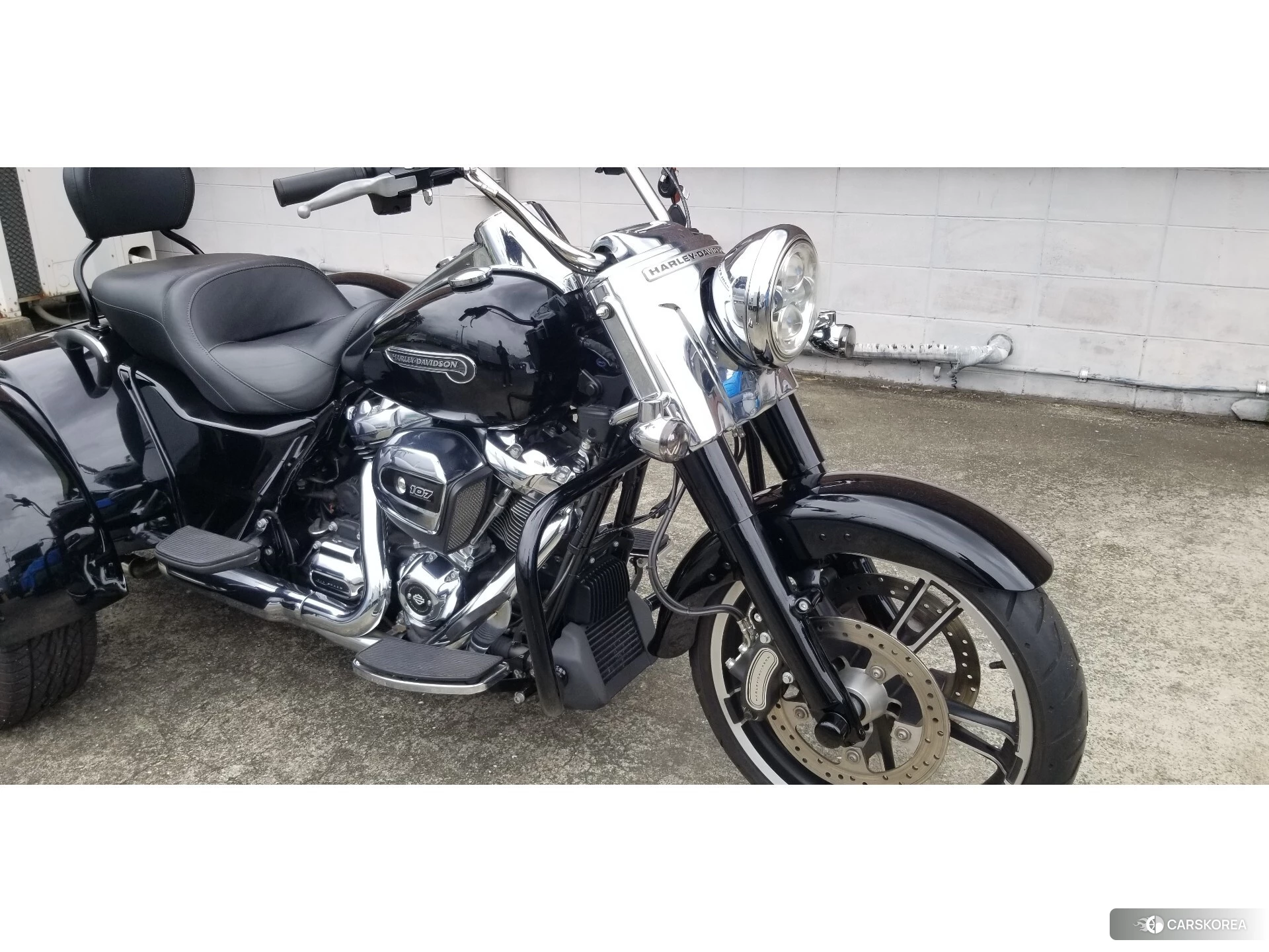 Проданный Harley-Davidson FREEWHEELER FLRT1740 2017 из Японии, фото 3