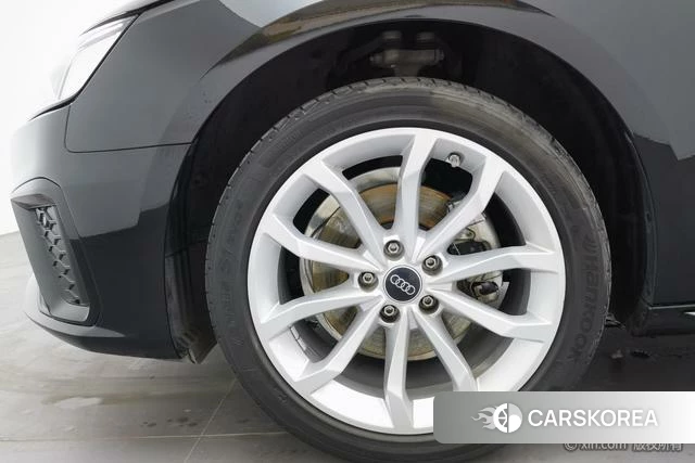 Audi A4 (import) id 4291123 из Китая 17