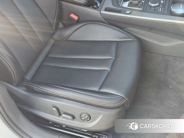 Audi A4L id 4212541 из Китая 8