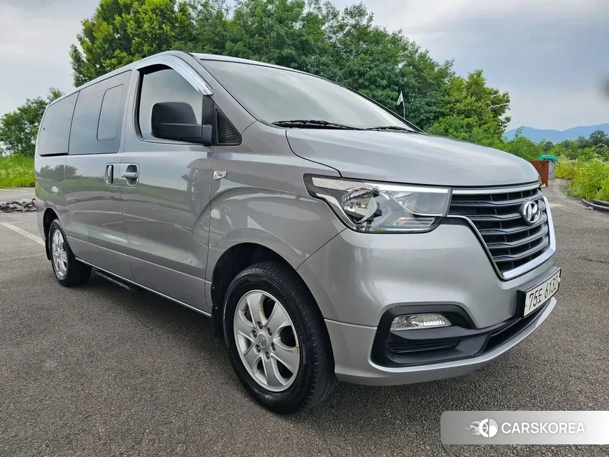 Hyundai The New Grand Starex id 1672228 из Кореи 13