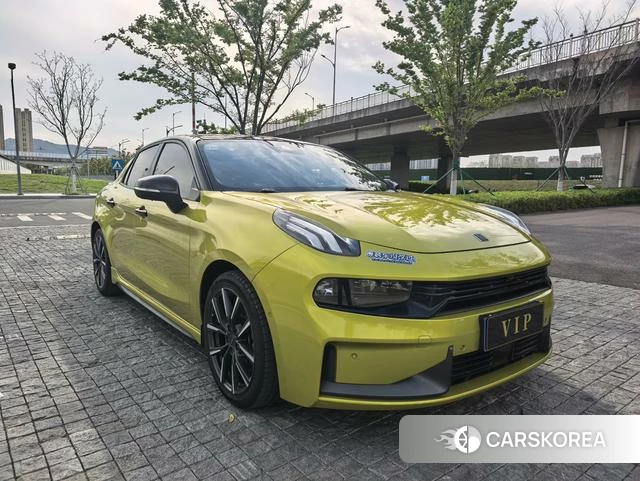Lynk 03 2020 Желтый из Китая, фото 3