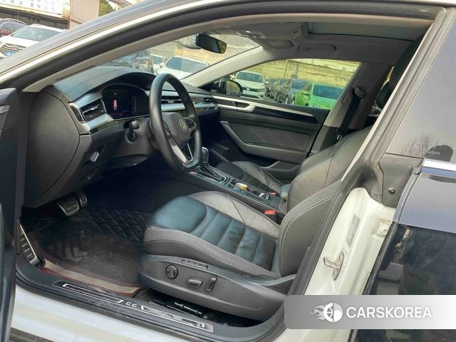 Volkswagen CC 2022 Черный из Китая, фото 3
