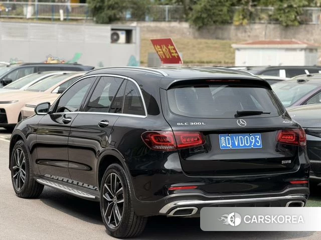 Mercedes-Benz GLC 2021 Черный из Китая, фото 3