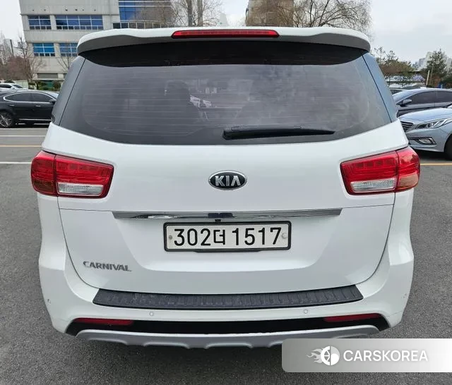 Kia All New Carnival id 3602389 из Кореи 10