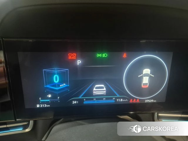 Hyundai Avante (CN7) 2022 Серебристо-серый из Кореи, фото 3