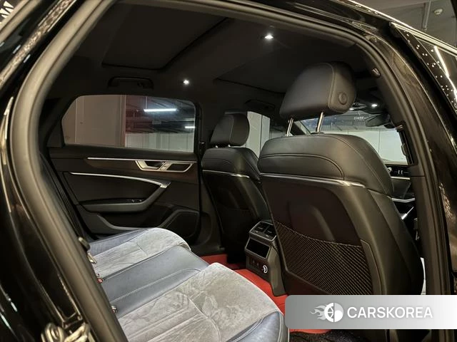 Audi A6L id 3913654 из Китая 15
