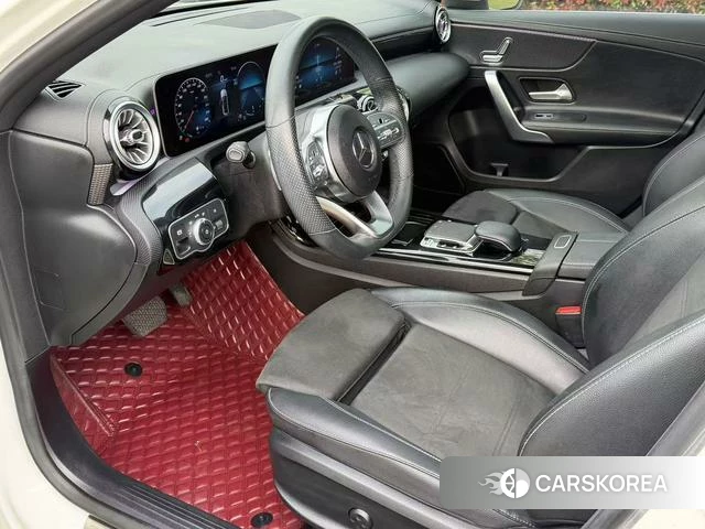 Mercedes-Benz Class A 2020 Белый из Китая, фото 4