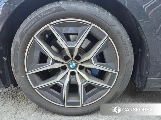 BMW 5 Series (G60) id 4532913 из Кореи 13