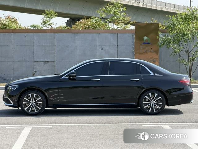 Mercedes-Benz E-class PHEV id 4260303 из Китая 12