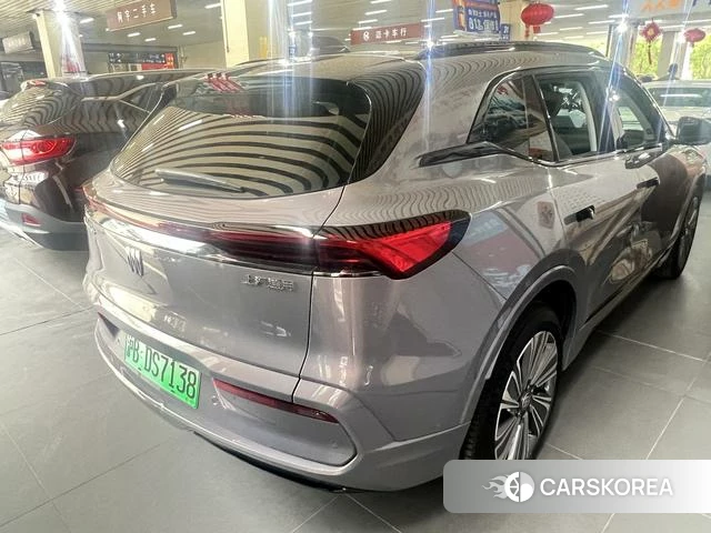 Buick E5 2023 Серебристо-серый из Китая, фото 3