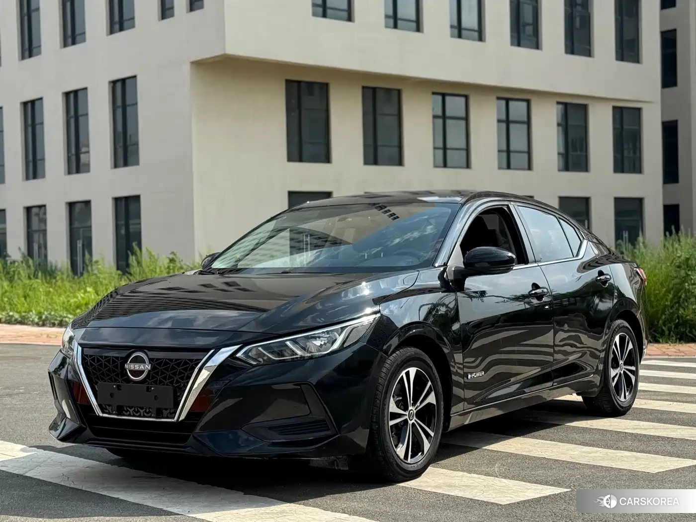 Nissan Sylphy 2023 Черный из Китая, фото 3