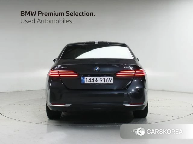 BMW 5 Series (G60) id 4607985 из Кореи 13