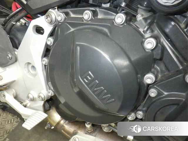Engine photo