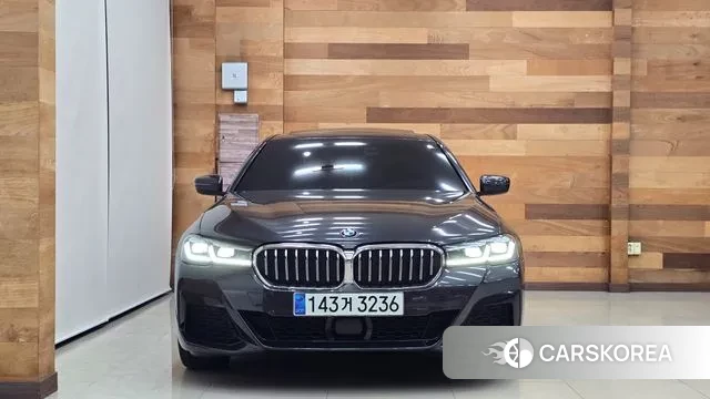 BMW 5 Series (G30) id 3395729 из Кореи 13