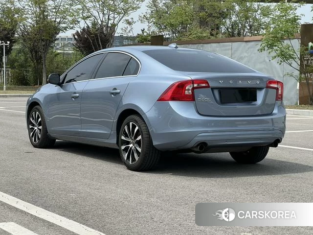 Volvo S60 id 4209514 из Китая 9