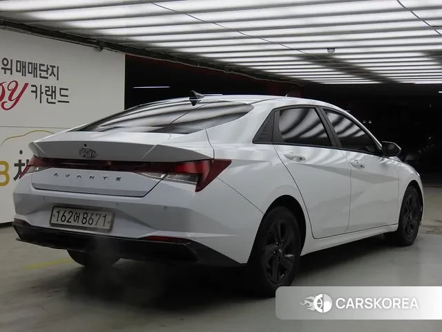 Hyundai Avante Hybrid (CN7) id 3635740 из Кореи 13