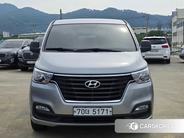 Hyundai The New Grand Starex id 4396914 из Кореи 13