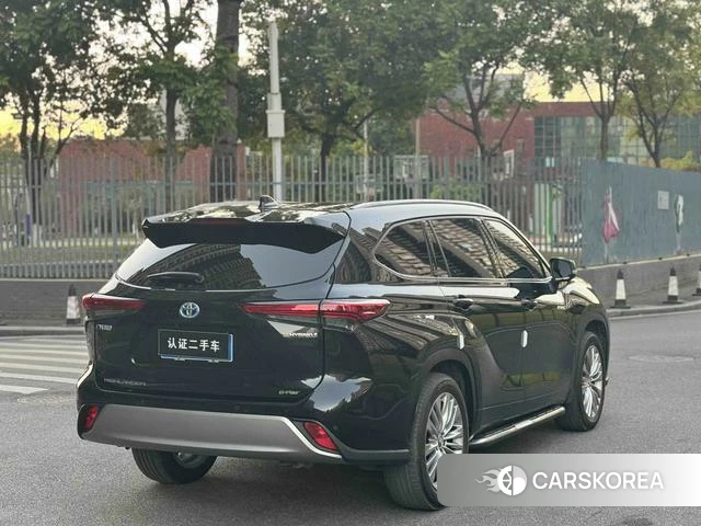 Toyota Highlander 2023 Черный из Китая, фото 6