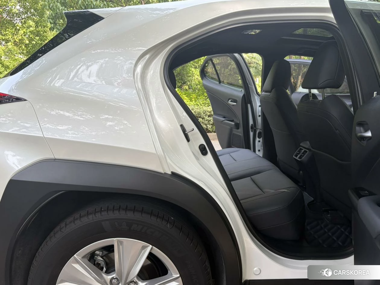 Lexus UX 2020 Белый из Китая, фото 4