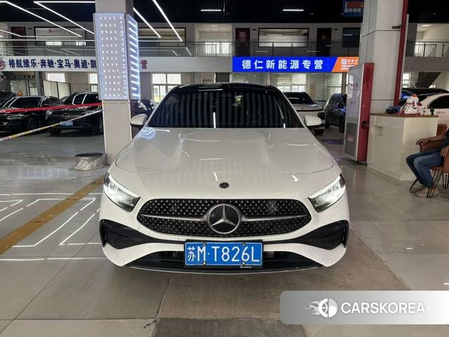 Mercedes-Benz Class A 2024 Белый из Китая, фото 3