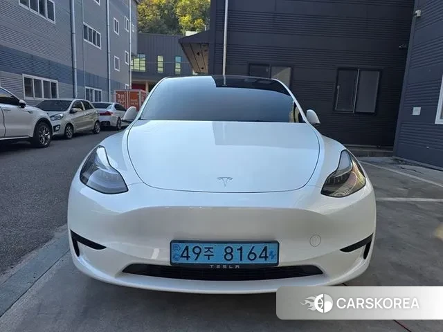 Tesla Model Y 2023 Белый из Кореи, фото 3