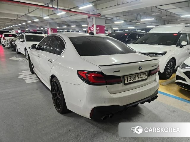 BMW 5 Series (G30) 2018 Белый из Кореи, фото 6