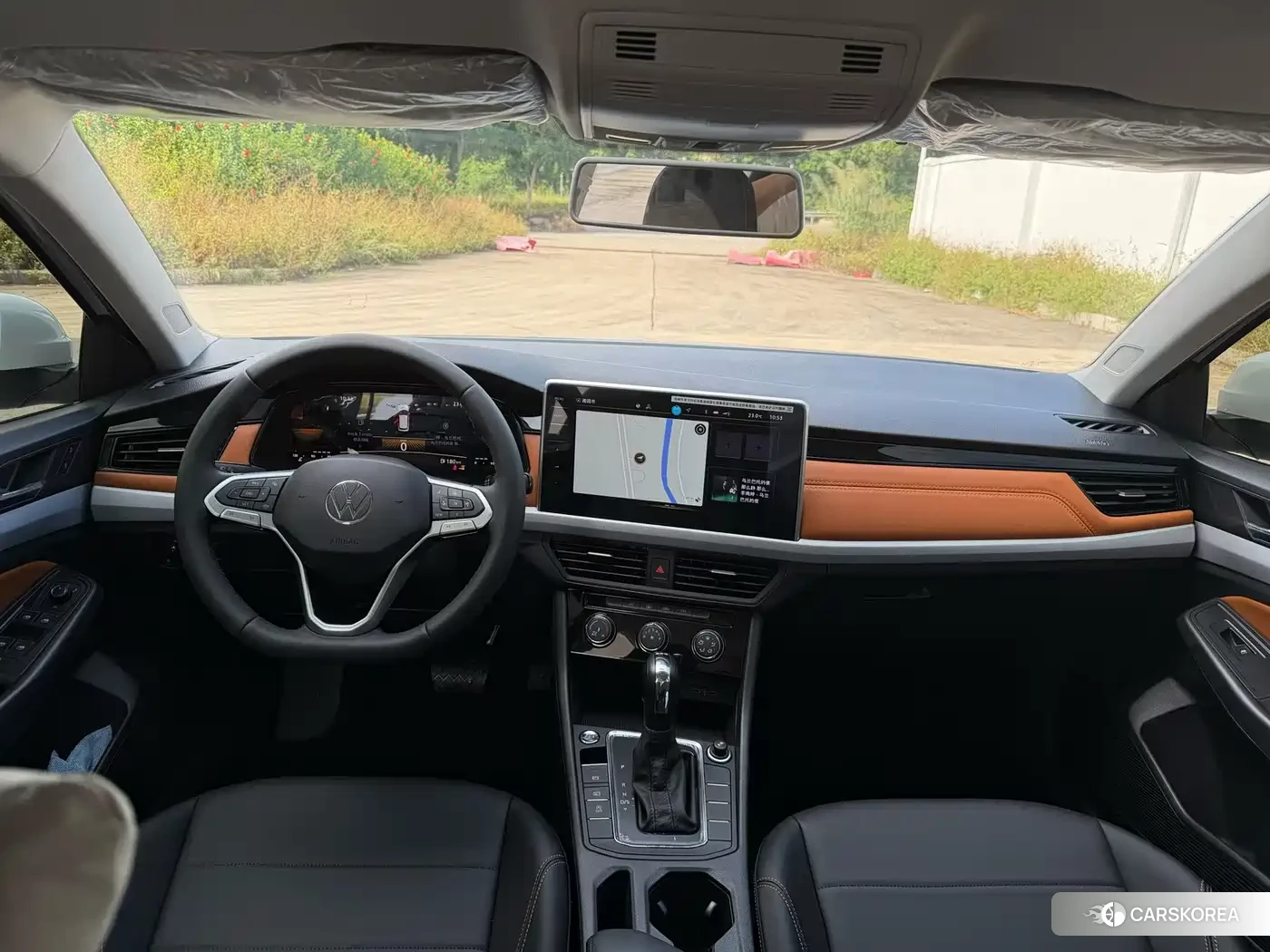 Volkswagen Bora 2022 Белый из Китая, фото 3