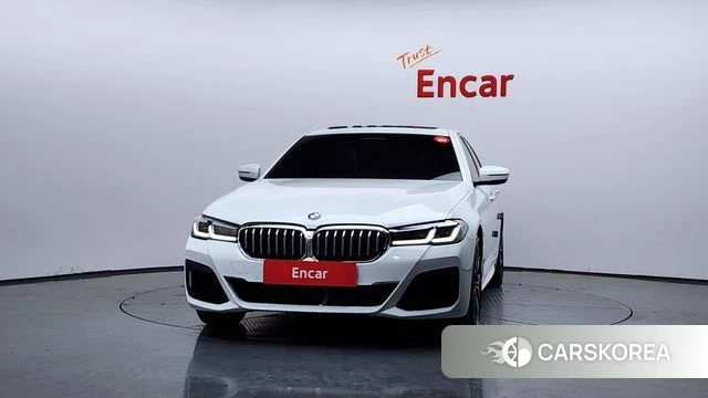 BMW 5 Series (G30) id 3832957 из Кореи 13