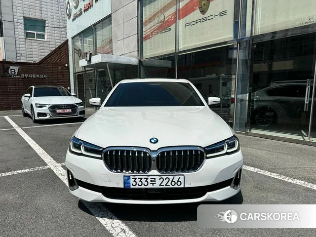 BMW 5 Series (G30) id 3923851 из Кореи 13