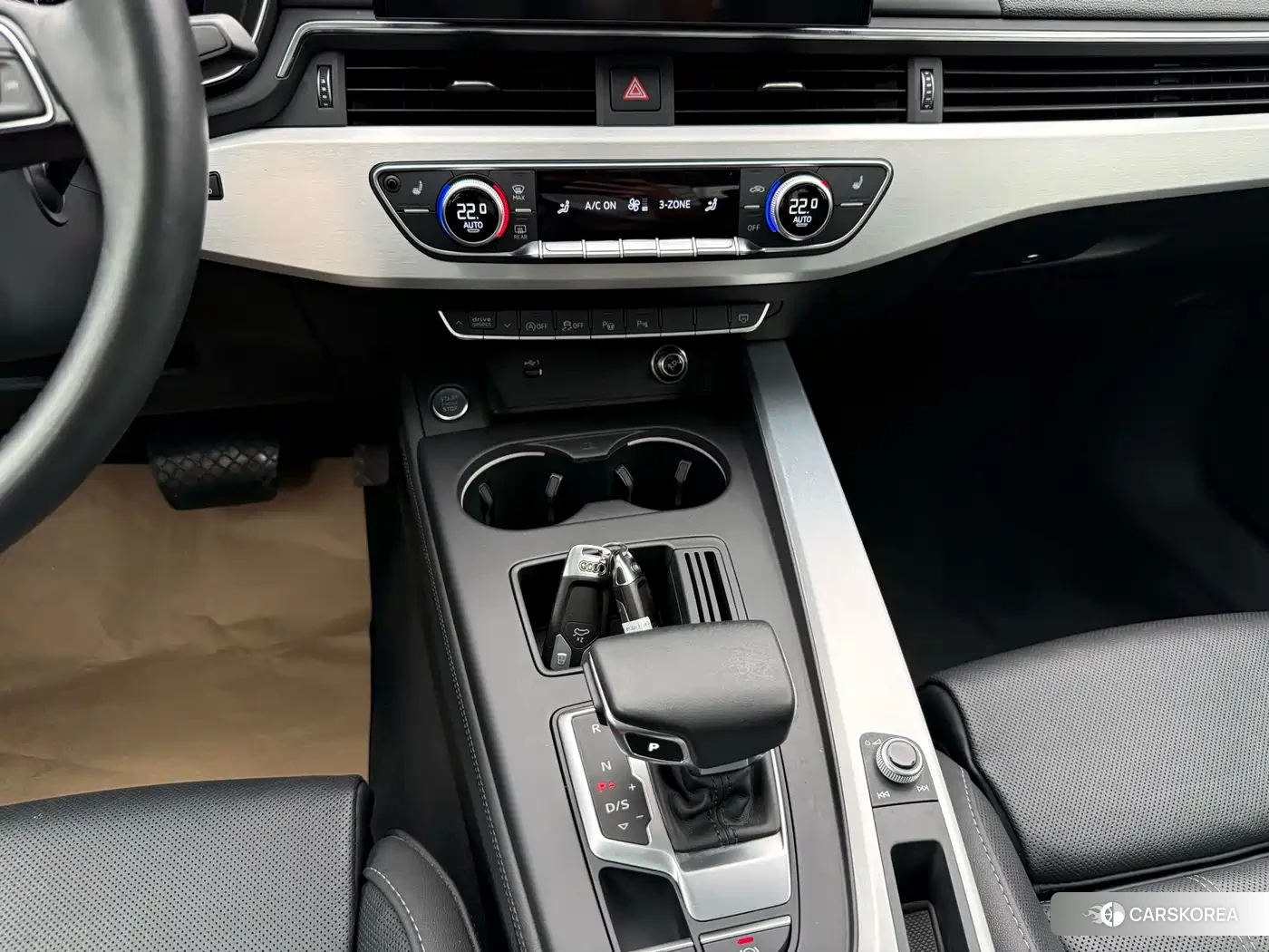 Audi A4L id 4565072 из Китая 18