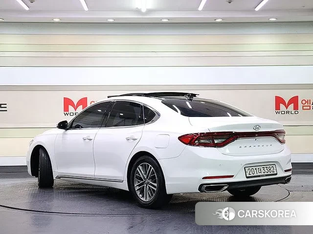 Hyundai Grandeur IG id 3039378 из Кореи 13