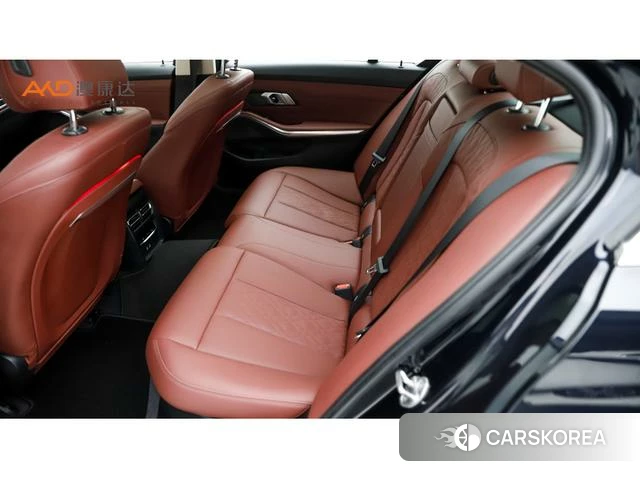BMW 3 series 2024 Черный из Китая, фото 3
