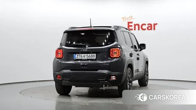 Jeep Renegade id 3538887 из Кореи 13