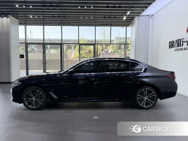 BMW 5 series 2024 Черный из Китая, фото 4